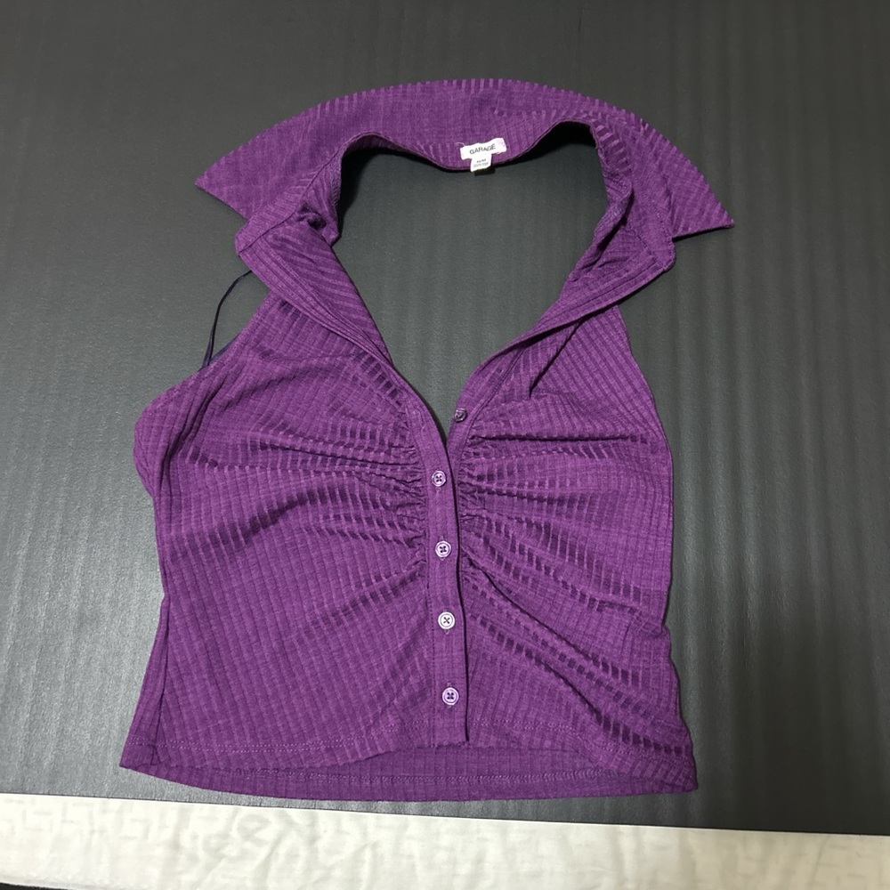 Garage halter top